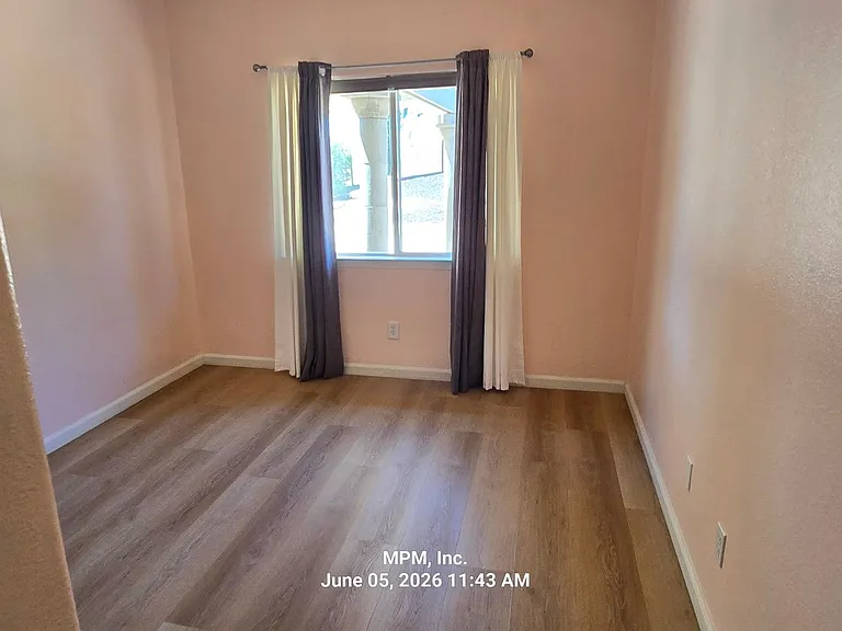 218 Red River Dr — Photo 30