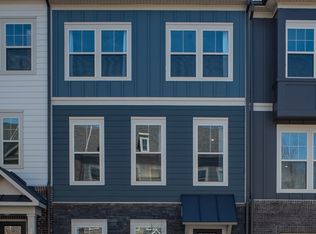 236 Chianti Ter SE, Leesburg, VA 20175