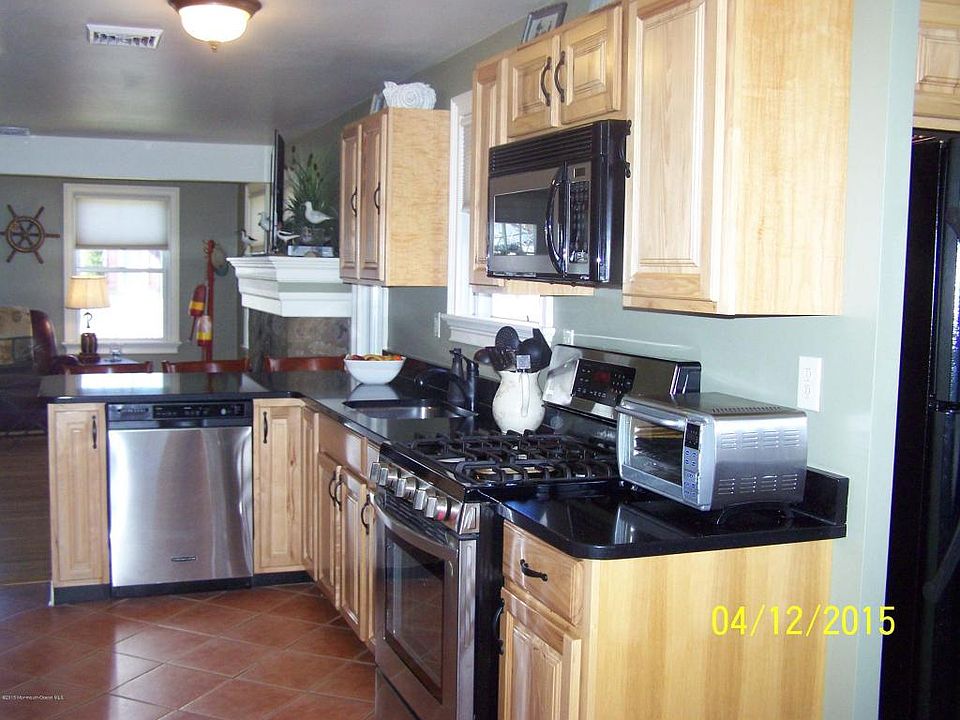 Beautiful, updated kitchen