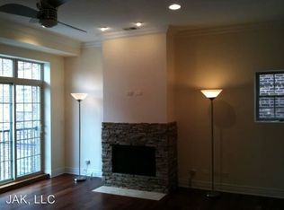 6957 N Ashland Ave #2R, Chicago, IL 60626