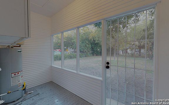 4th image of 230 Rockwood Ct