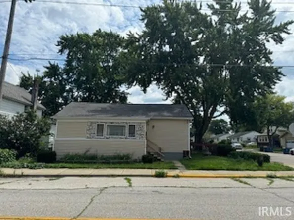 1120 S Spring St, Mishawaka, IN 46544