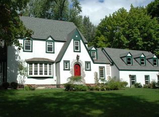 313 Osborne Rd, Loudonville, NY 12211