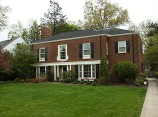 21180 Colby Rd, Shaker Heights, OH 44122