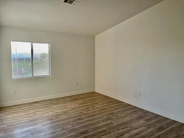 2110 Los Feliz St #2084 — Photo 4