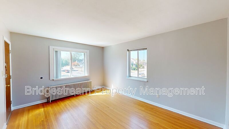 1st image of 1549 Old Lane Ave APT 4