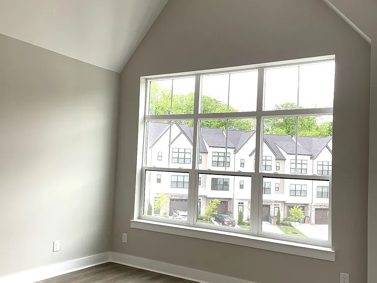 224 Stonecrest Cir — Photo 15