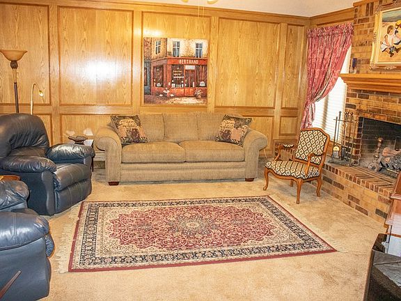 4th image of 3604 Wedgwood St