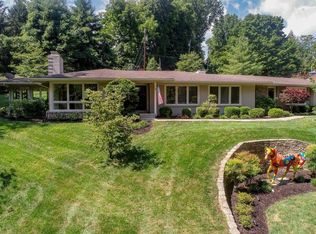 2408 Gray Fox Rd, Louisville, KY 40205