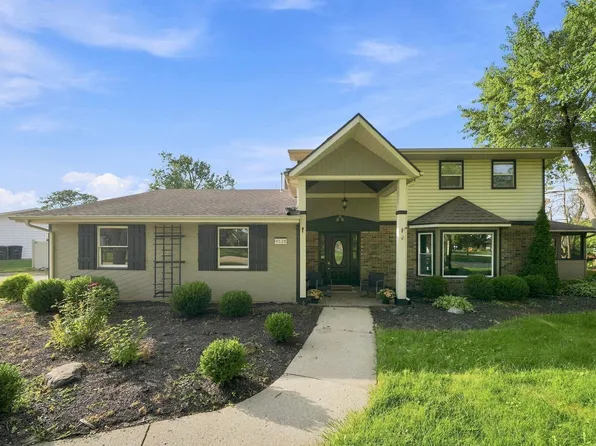 9520 Spurwood Ct, Fort Wayne, IN 46804