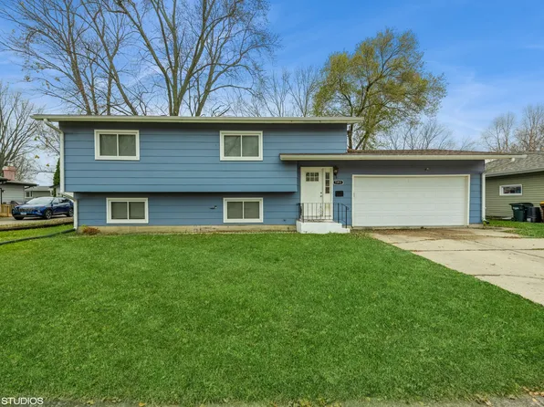 1311 10th Ave, Belvidere, IL 61008
