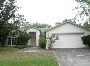 2202 Groveland Dr, Lutz, FL 33549