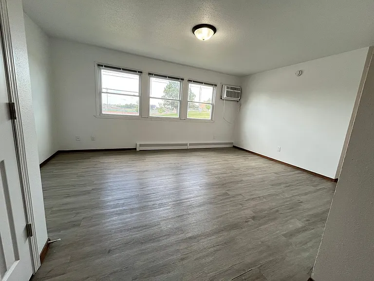 3304 S Kiwanis Ave — Photo 40