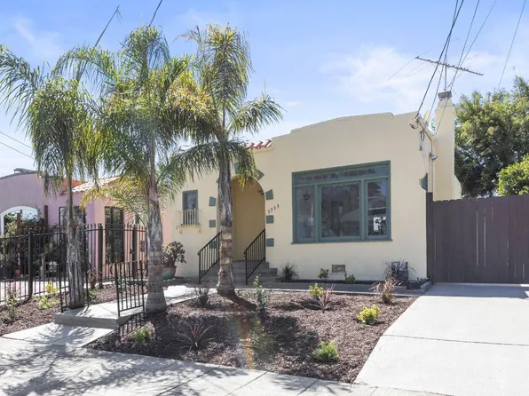 5933 Hilton St, Oakland, CA 94605