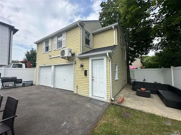 9 Court St E Rear 1, East Rockaway, NY 11518