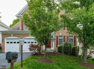 4335 Chancery Park Dr, Fairfax, VA 22030