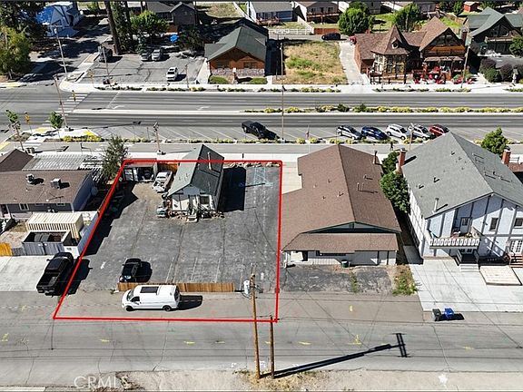 3rd image of 42598 Moonridge Rd