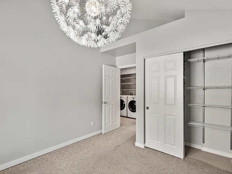 3450 Sunburst Ct — Photo 11