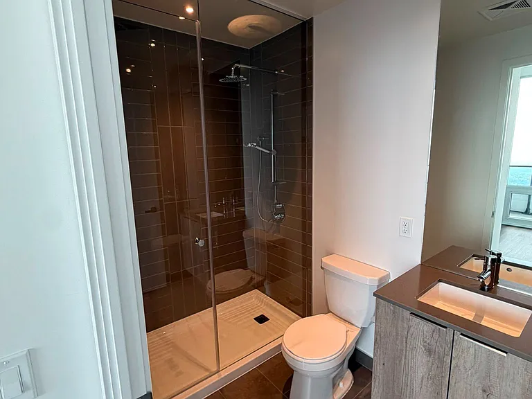 448 Burnhamthorpe Rd W #6408 — Photo 12