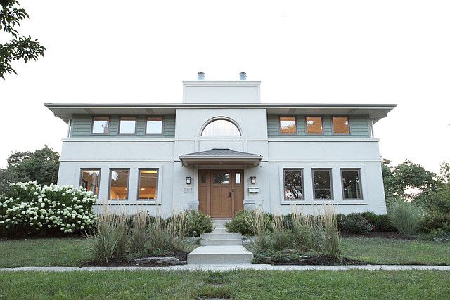 1st image of 642 N Highland Ave