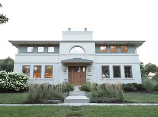 642 N Highland Ave, Arlington Heights, IL 60004