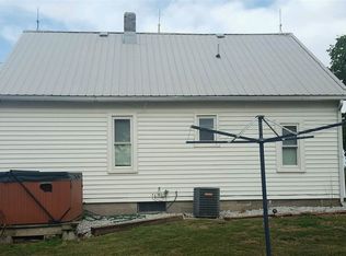 71898 648 Ave, Shubert, NE 68437