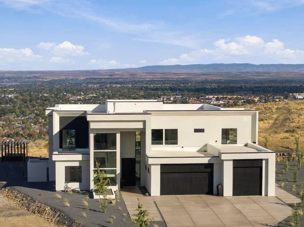 6910 W 22nd Ave, Kennewick, WA 99338