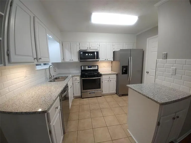 50 Parkmont Dr — Photo 3