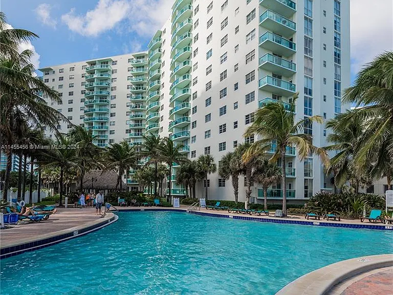 3801 S Ocean Dr #7O — Photo 40
