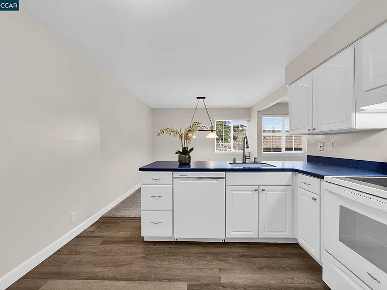 1812 Cole Ave #4 — Photo 19