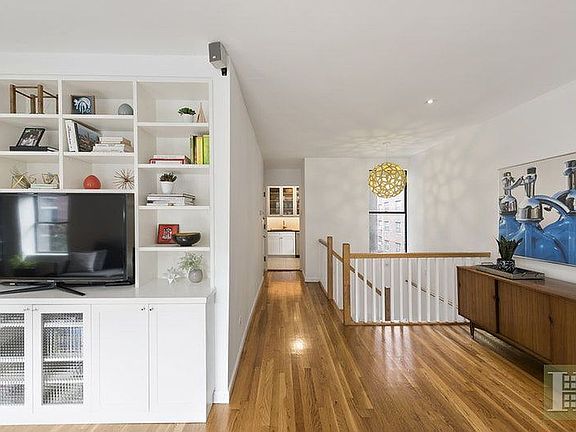 5th image of 203 W 102nd St #3/4F