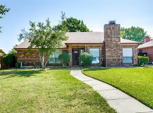 3018 Sierra Dr, Carrollton, TX 75007