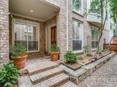 3951 Cole Ave, Dallas, TX, 75204