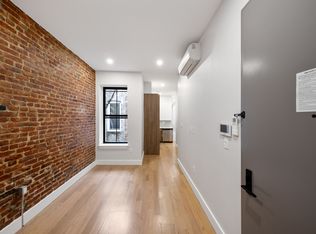 6213 Catalpa Ave APT 3R, Ridgewood, NY 11385