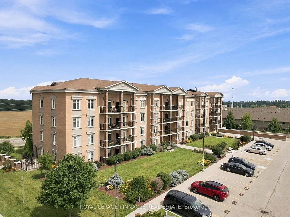 2 Colonial Dr #201