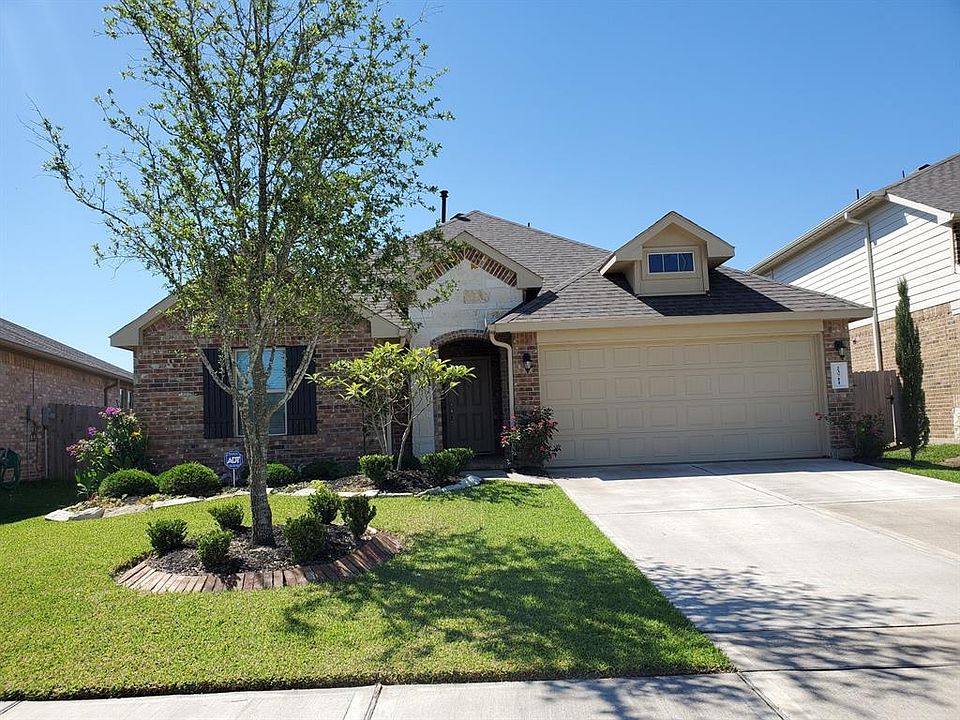 1st image of 23711 Giardini Dr