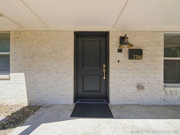 4th image of 1746 S Erie Pl
