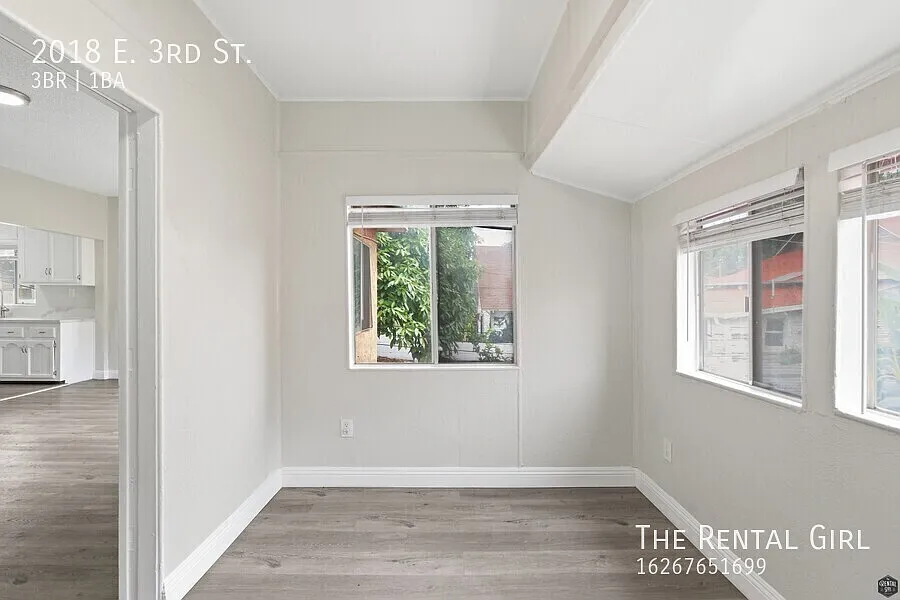 Building Photo - 2018 E 3rd St