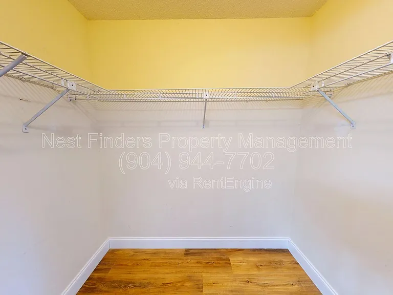 111 Lobelia Rd — Photo 7