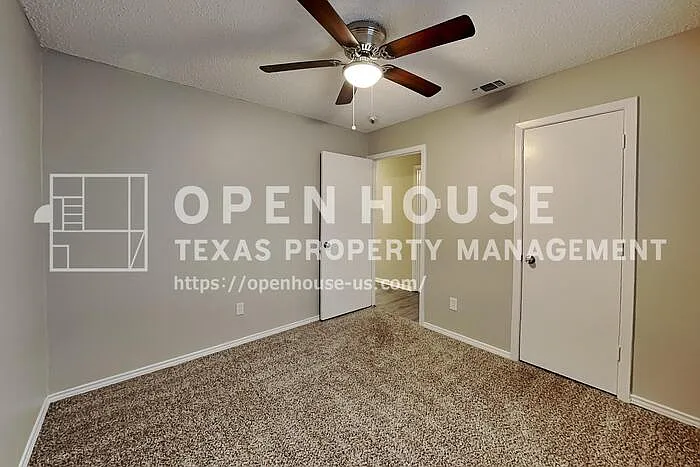 1558 Town Bluff Dr — Photo 8