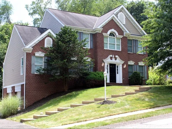 104 Walnut Dr, Venetia, PA 15367