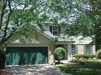 950 Guildford Ct photo 1