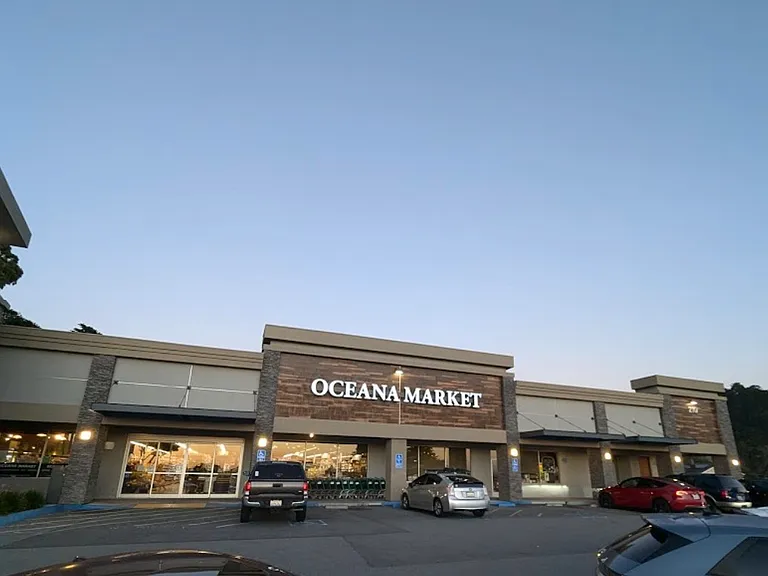 Loma Vista Ter — Photo 17
