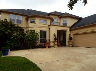 14202 Quiet Bluff Ln, Houston, TX 77077