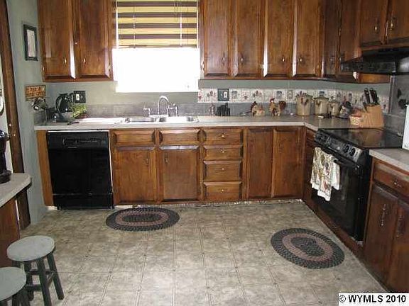 5th image of 15354 Bates Creek Ln