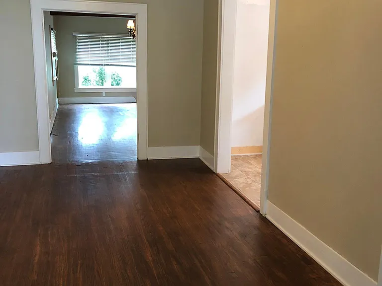 1406 W Cedar Ave — Photo 7