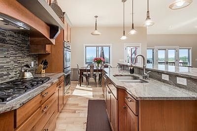 2nd image of 6181 Masters Blvd