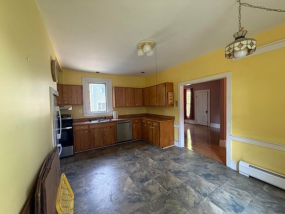 2nd image of 312 Essex Street