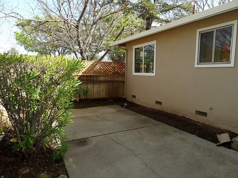 1395 Olympus Dr — Photo 9