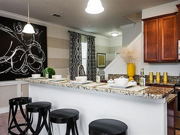4th image of 13802 Reindeer Cir